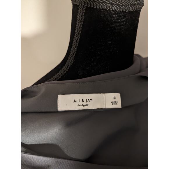 Ali & Jay charcoal grey blouse top shirt - Picture 8 of 8